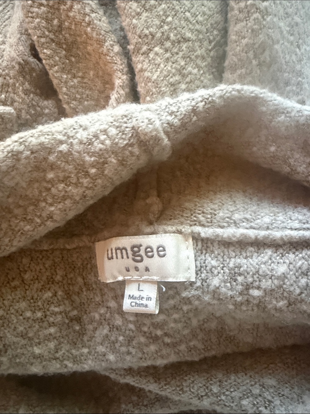 Umgee Sweater - Picture 3 of 3